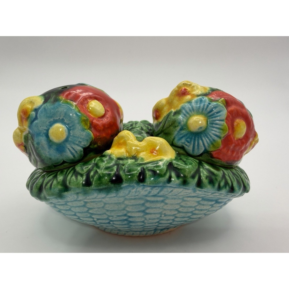 Vintage Salt & Pepper Shakers Ceramic Flowers In Basket Turquoise Yellow Red - Picture 3 of 10